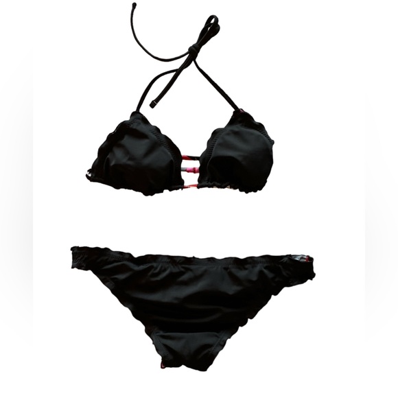 Adorable Reversible RuffledSwimwear Bikini String Top Full Back Great Condition! - Picture 2 of 8